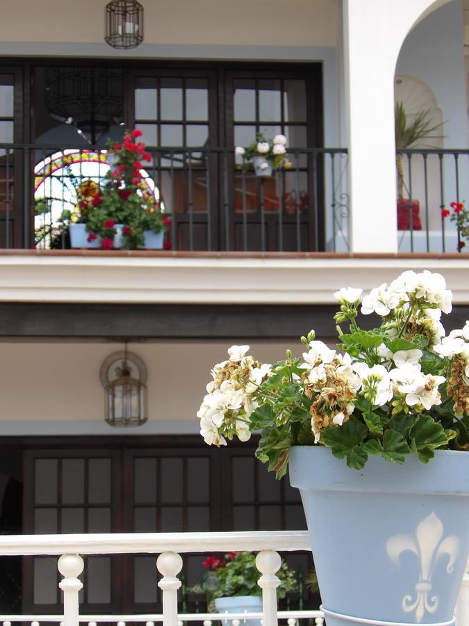 El Rocío Palacio Donana , Rural & Luxury מראה חיצוני תמונה