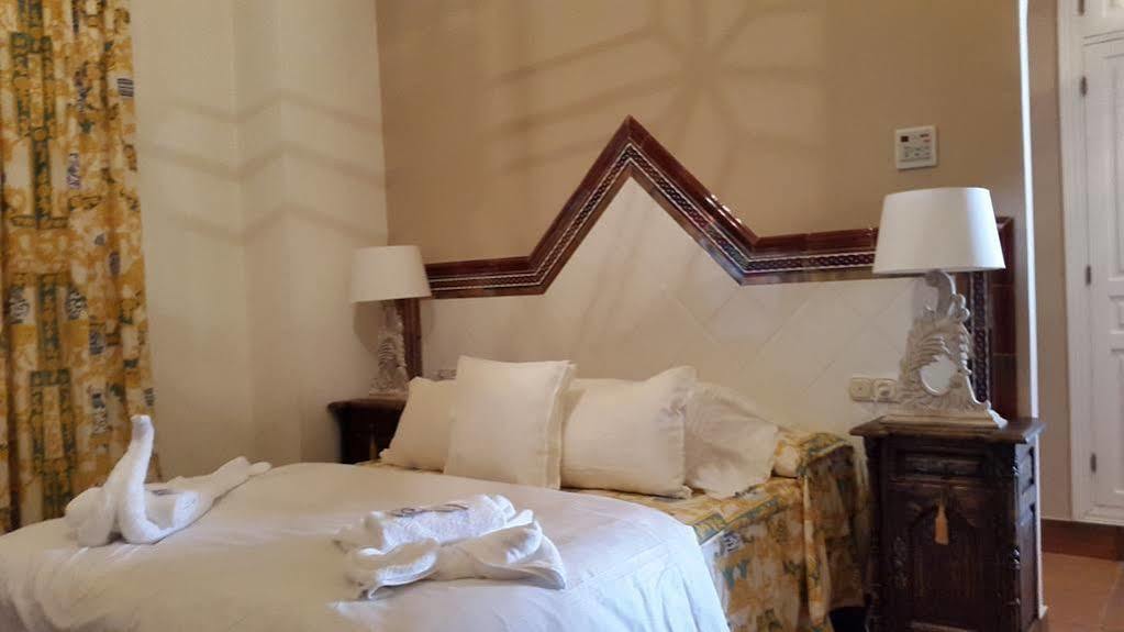 El Rocío Palacio Donana , Rural & Luxury מראה חיצוני תמונה